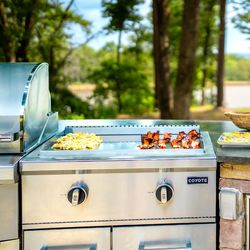 Coyote Built-In Power Burner - 24"