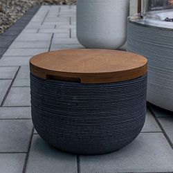 Mobius Stool - 18"